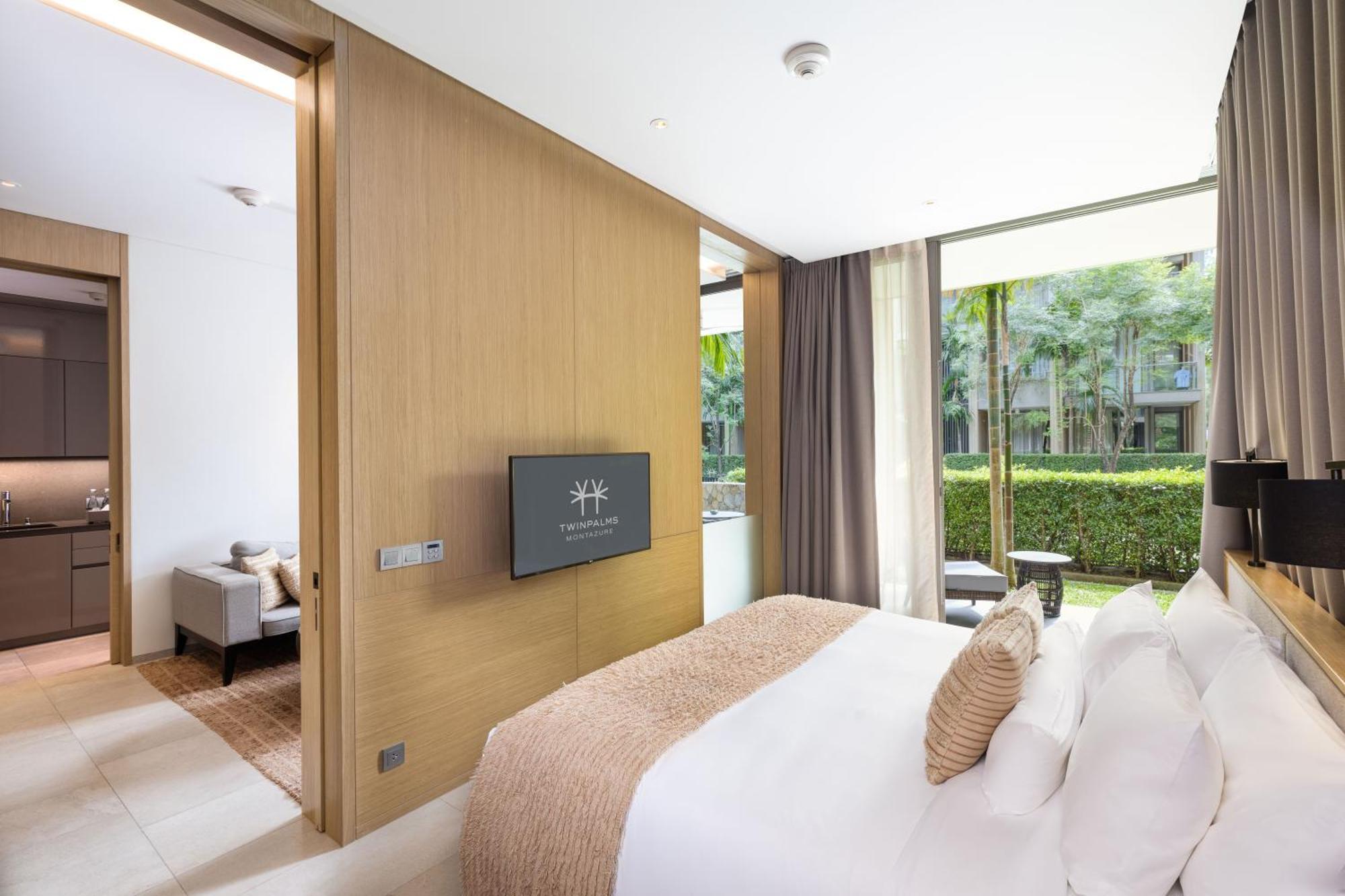 Hotel Twinpalms MontAzure Phuket Exterior foto